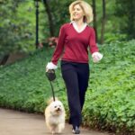 Lesa Retractabila Automata cu carabina pentru caini, lungime sfoara 5m, culoare Neagra - imagine 6